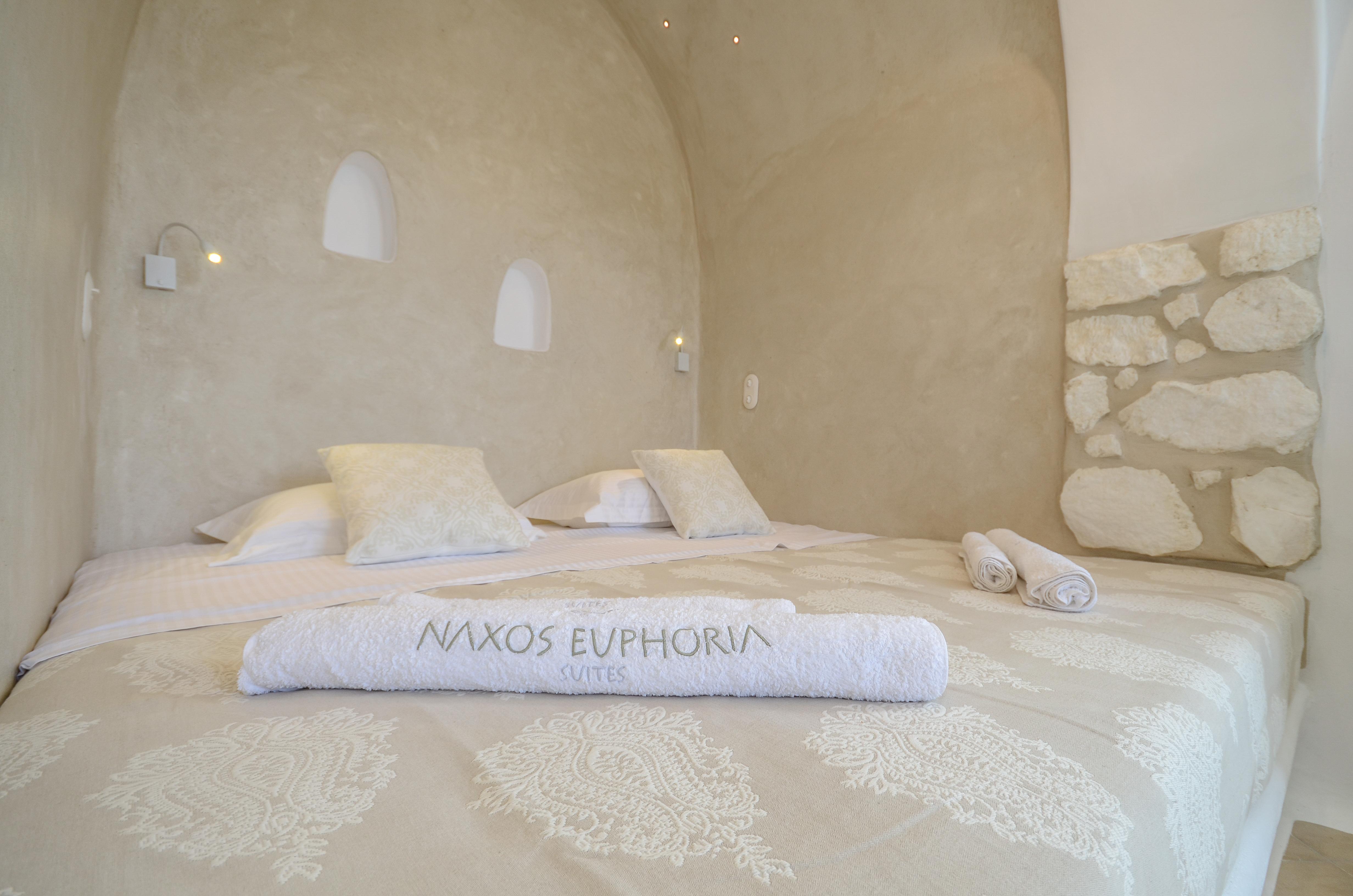 Naxos Euphoria Suites Стеліда Екстер'єр фото